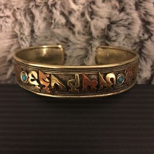Gold bracelet